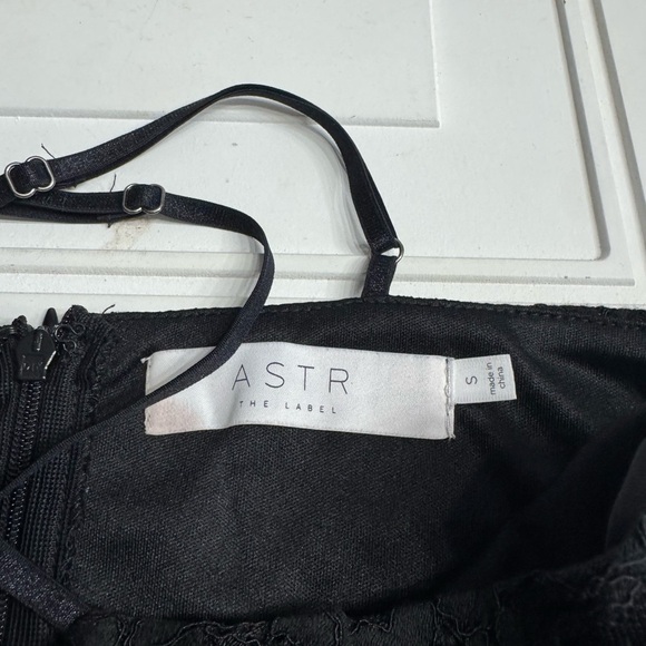 Astr the Label Floral Black Lace Midi Dress Bodycon Spaghetti Strap Size S - Picture 3 of 7